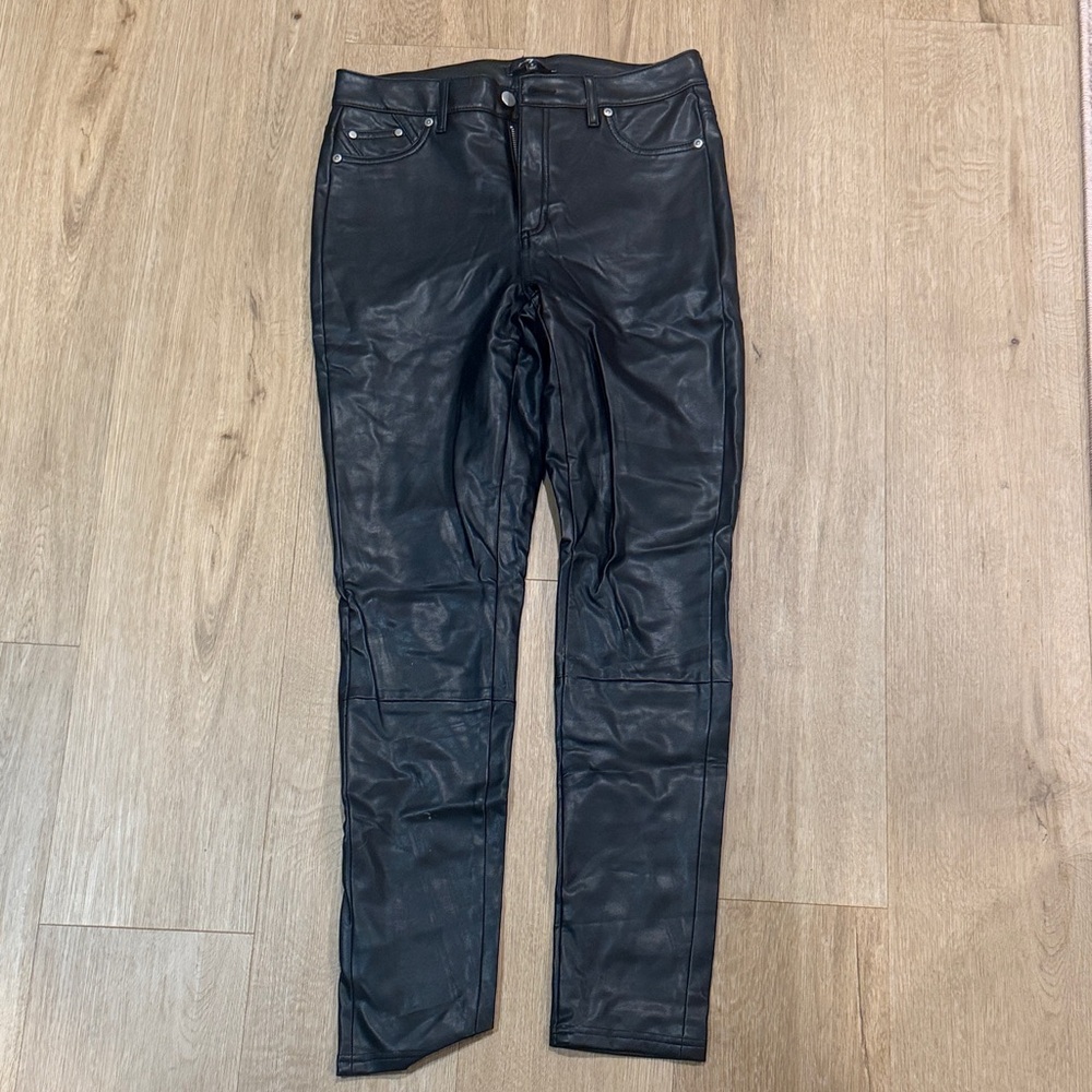 🛍️SOLD🛍️7 For All Mankind Shiny Faux Leather Black Straight Leg Pants